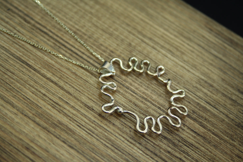 AURUM Squiggle Pendant