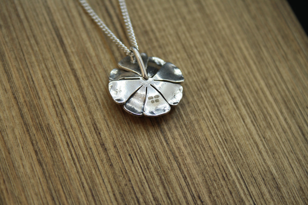 BLODYN Anemone Pendant