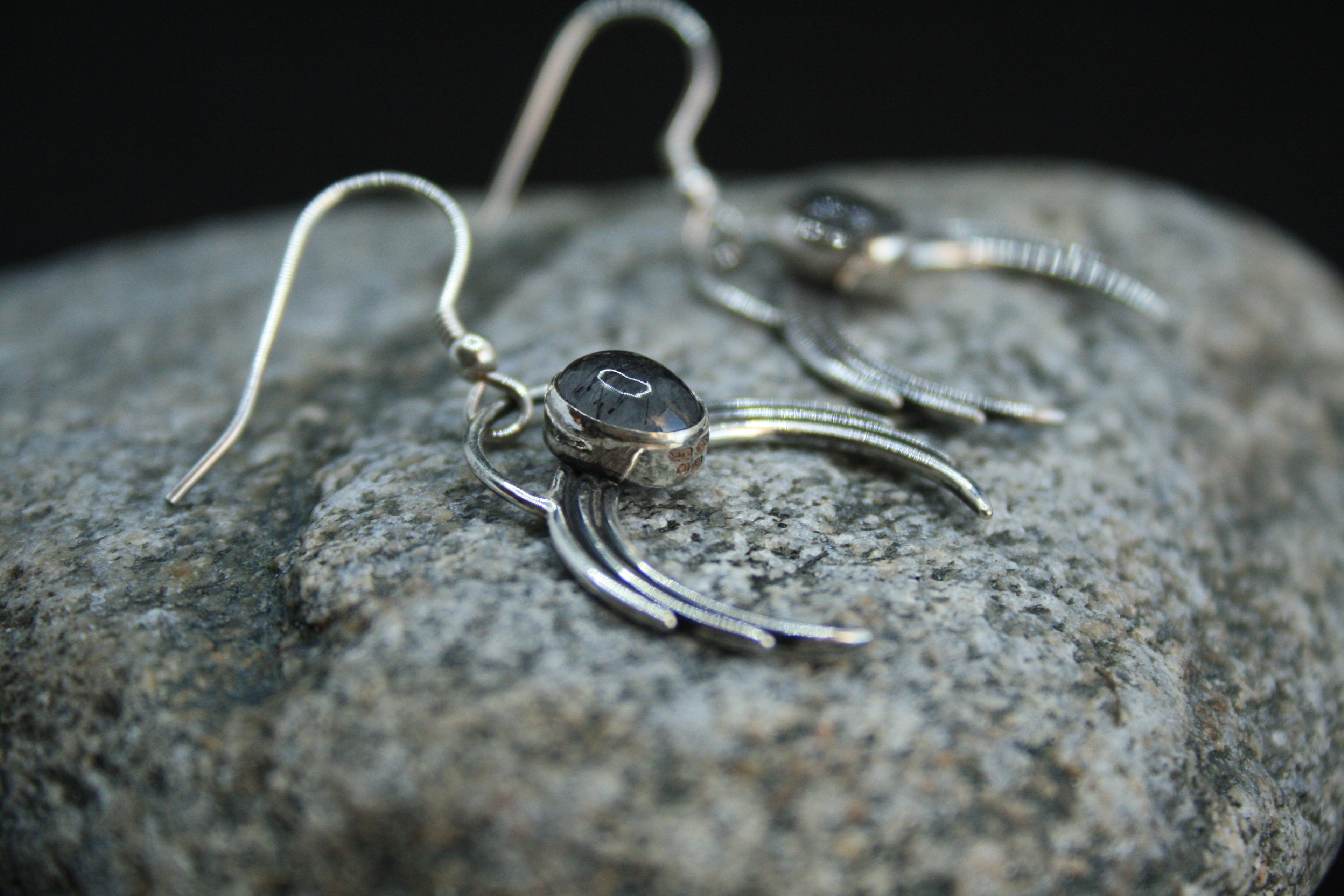 LUNA Half Moon Earrings