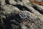 LUNA Simple Swirl Earrings