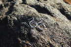 LUNA Simple Swirl Earrings