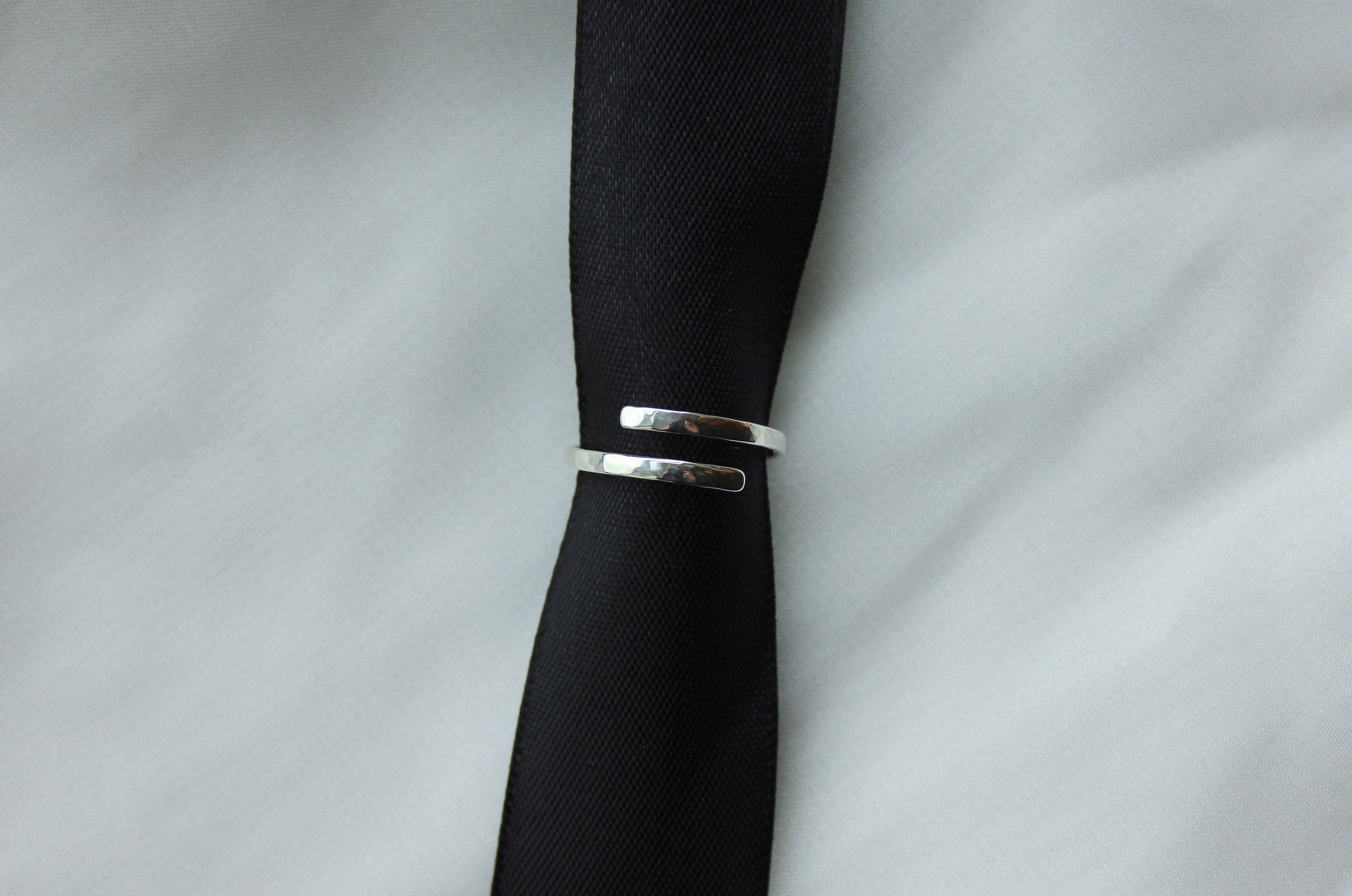 LUNA Adjustable Textured Ring